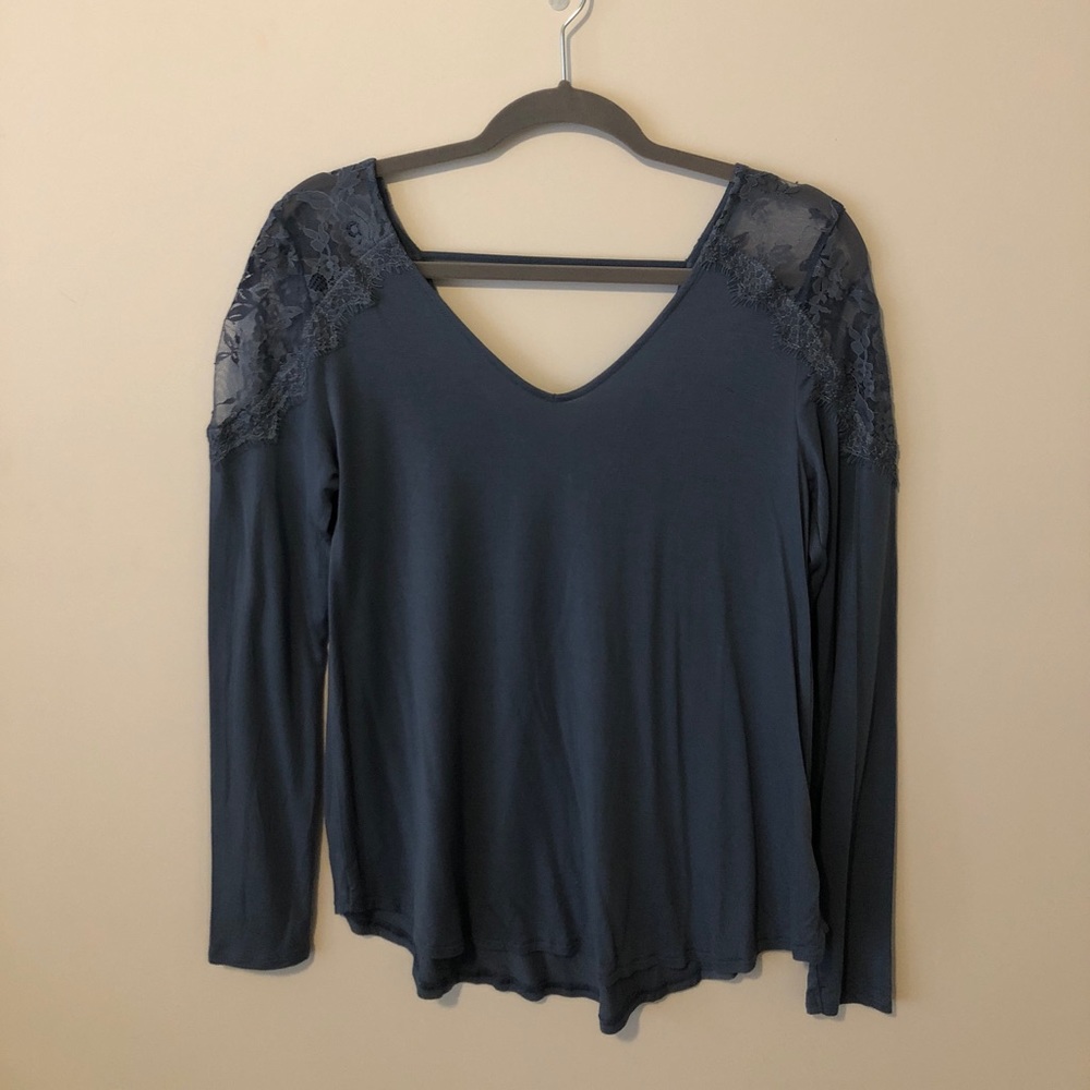 AE Lace Shoulder Long Sleeve